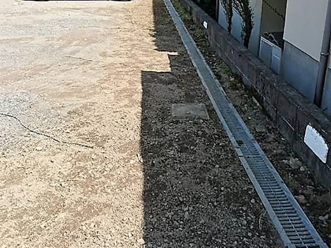 草取り後